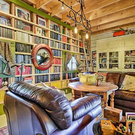 Historic Winston-Salem Guest Barn On Farm! Villa